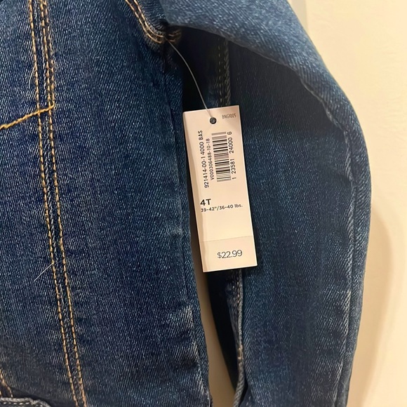 Brand new Old Navy Toddler Jean Jacket 4T - Picture 2 of 3